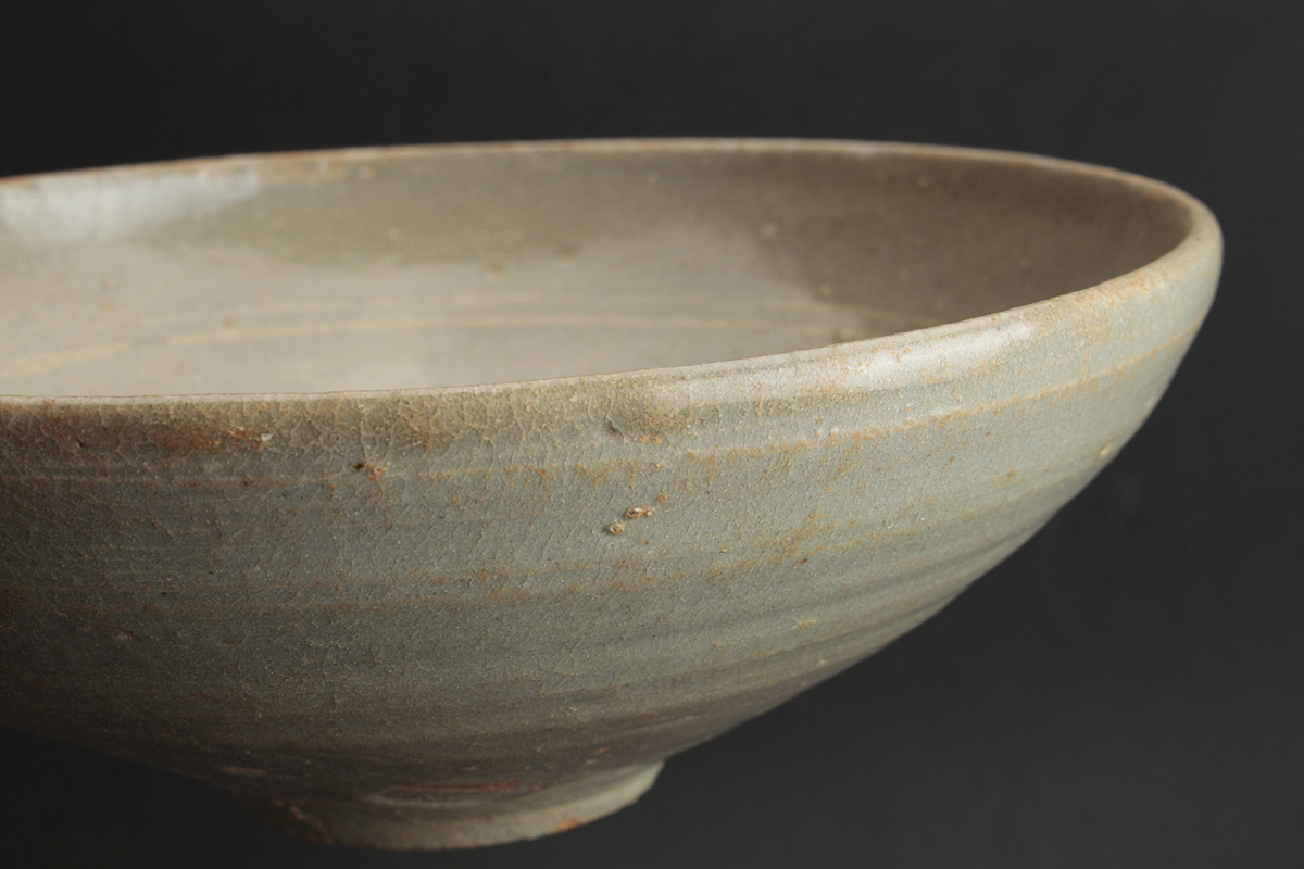 高麗青磁 ｜ 朝鮮 おくむら みんげい EA279 木箱附・ 重545g 高7.3cm 