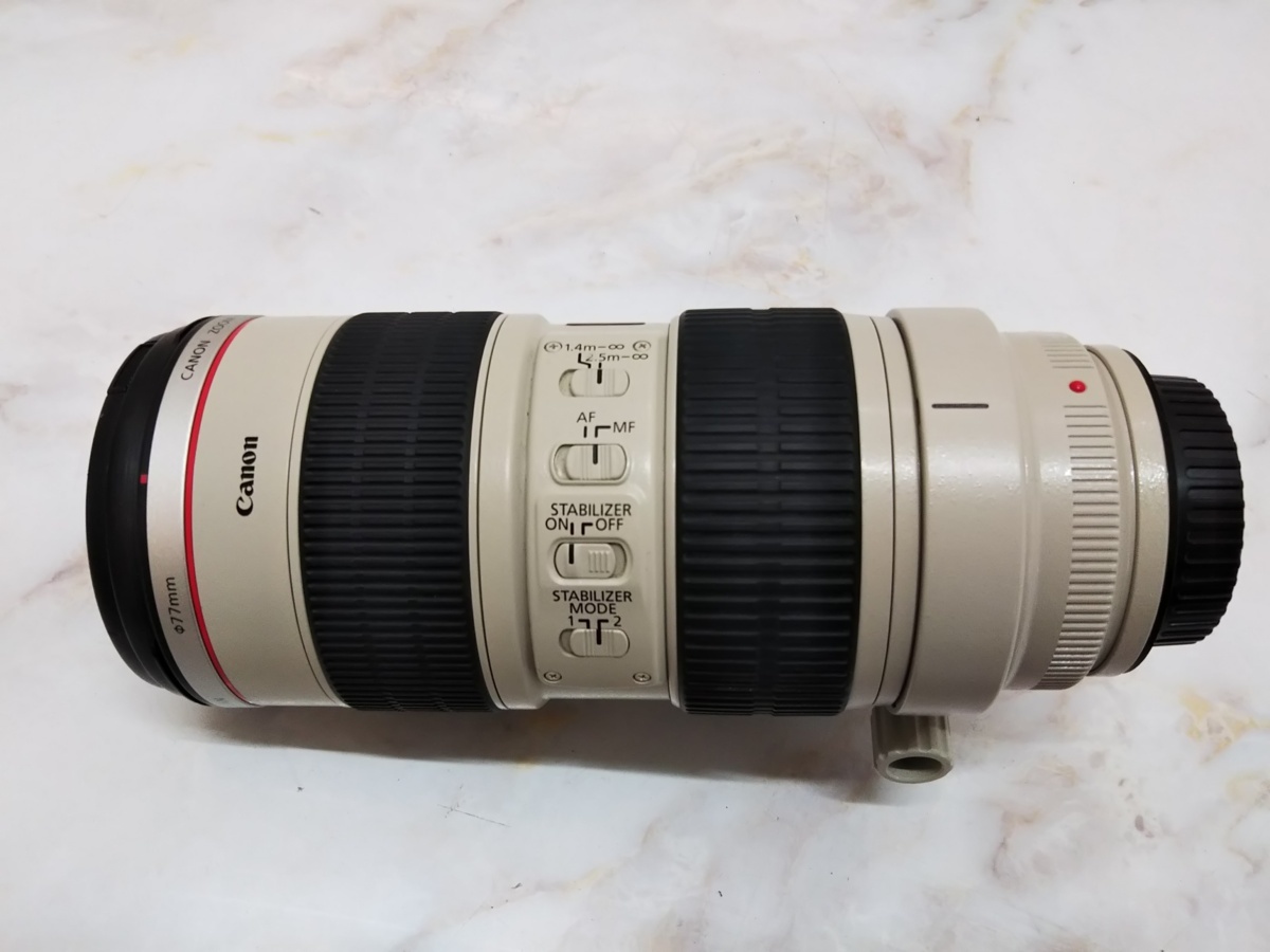 Canon LENS ZOOM 2026年最新キヤノンの一眼カメラ用 CB0602298 付属品 △中古品　一眼レフ用レンズ　Canon　ZOOM LENS　EF　70-200mm　1:2.8 L IS USM ULTRASONIC　キャノン　ケース付き