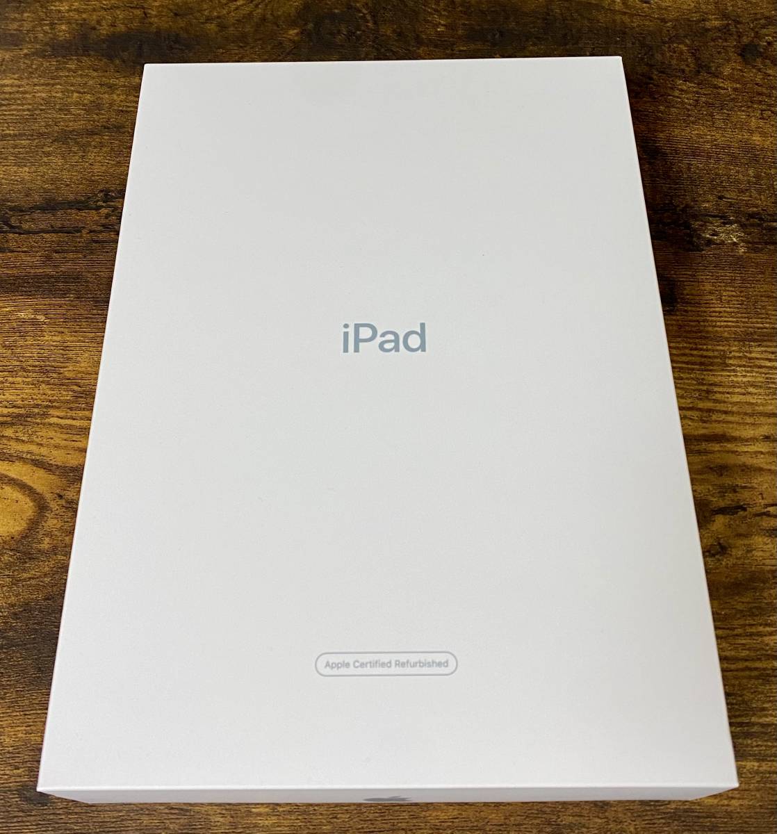 iPad Wi-Fi 32GB - シルバー（第6世代） [整備済製品]