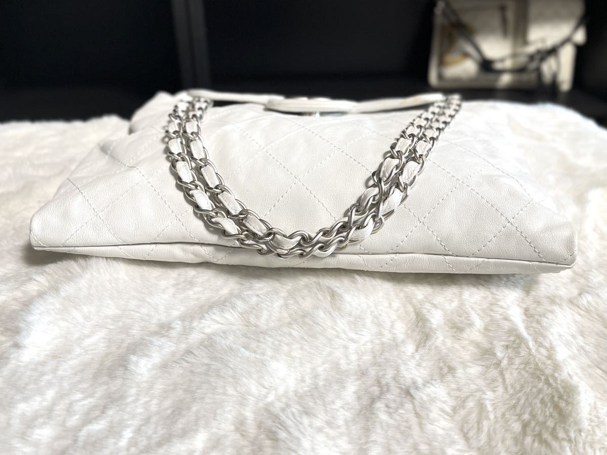 CHANEL - 極美品 CHANEL マトラッセ チェーンショルダーバッグ