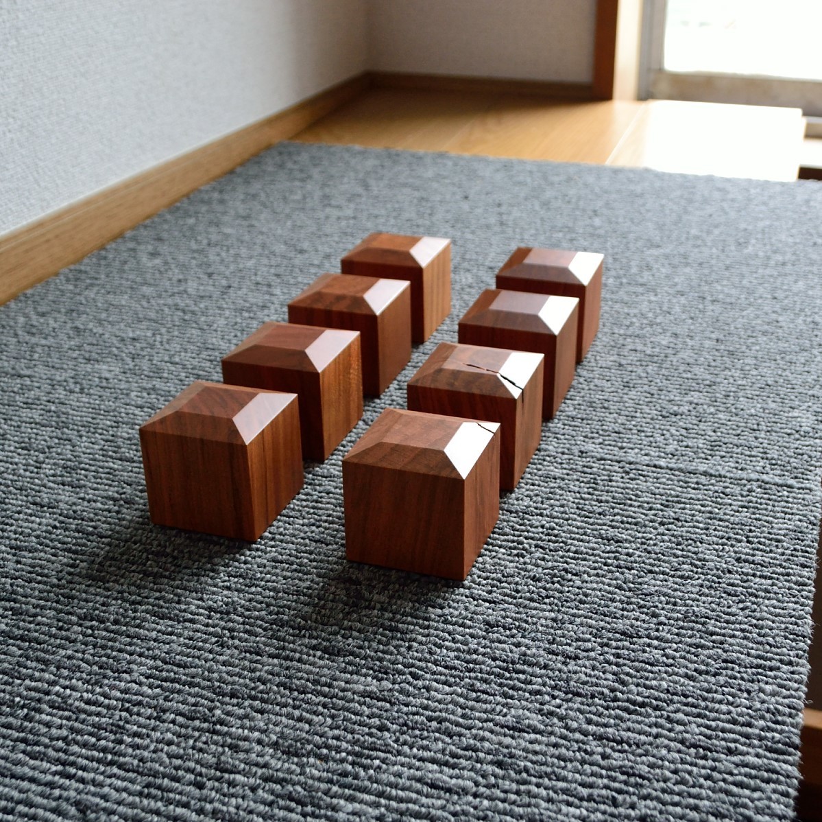 桜ブロック　インシュレーター スピーカースタンド 訳アリ