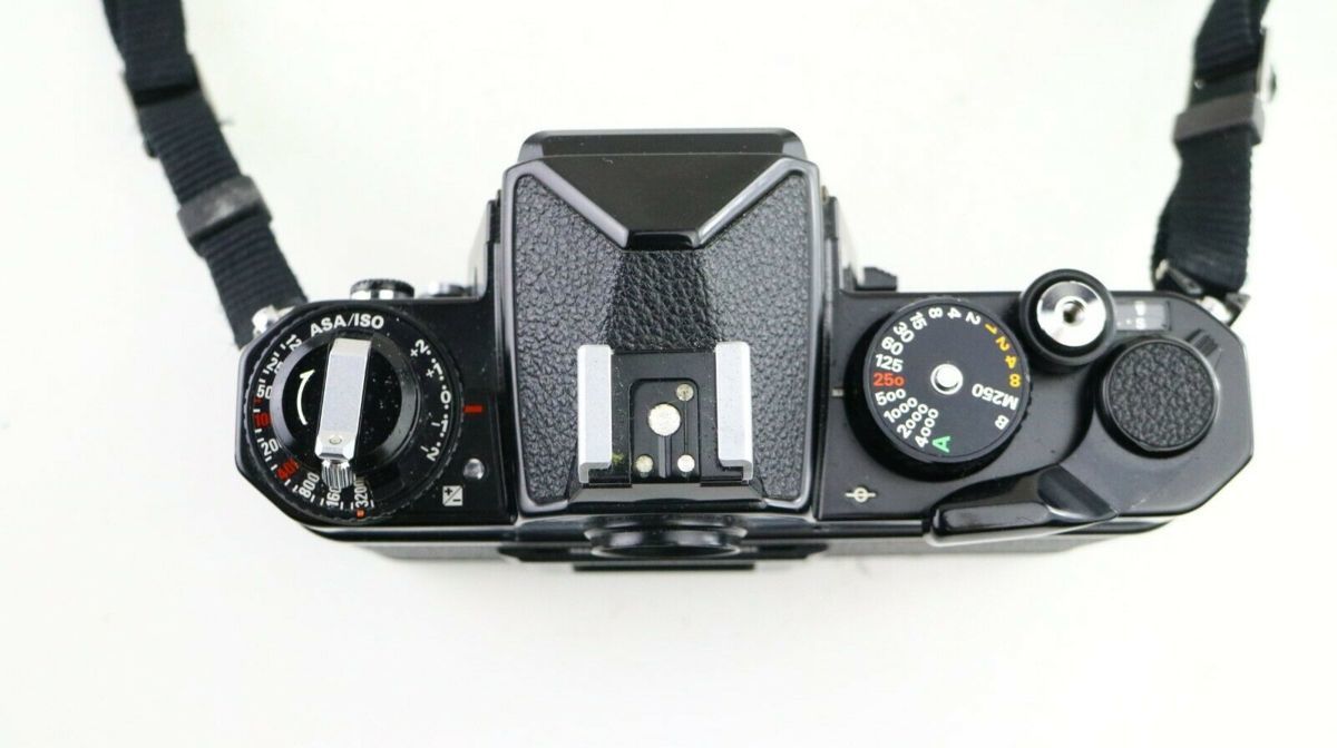 ☆Nikon ニコン FE2 ボディ MF一眼レフ フィルムカメラ ☆現状品☆ FE2