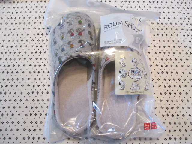 ユニクロ ルームシューズ スリッパ スヌーピー Lサイズ スリッパ 売買されたオークション情報 Yahooの商品情報をアーカイブ公開 オークファン Aucfan Com