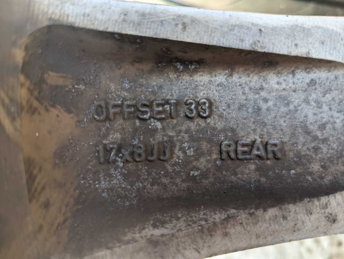 s1035296916.10
