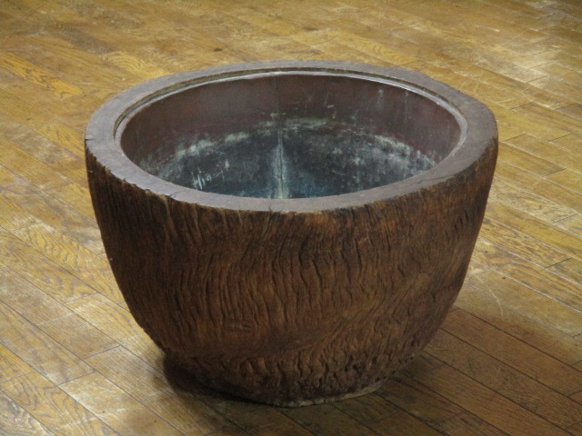 無垢材 刳り貫き 特大 時代 天然木 小型最高級火鉢（木の箇所：黒檀