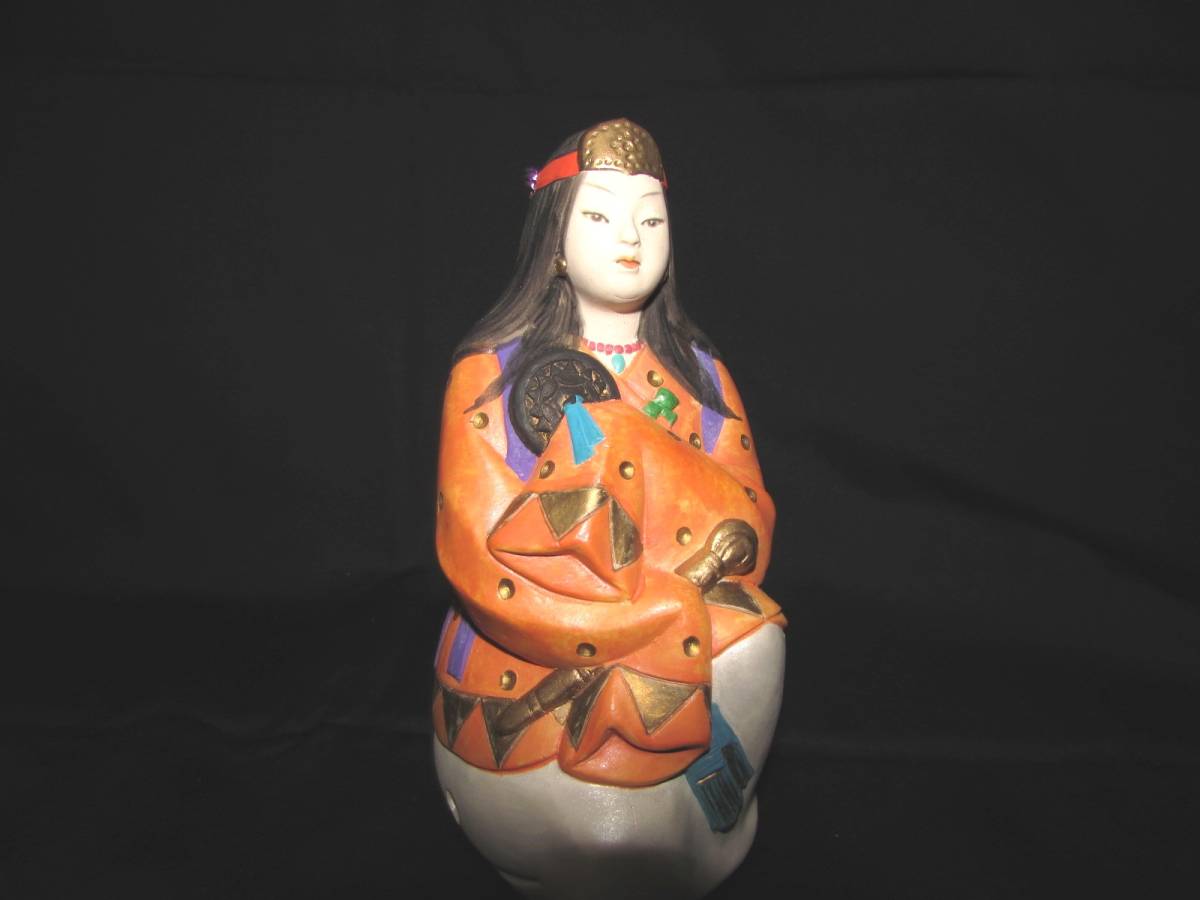 博多人形 川崎幸子 [卑弥呼] 土鈴 川崎幸子作 博多人形 卑弥呼 公式WEB