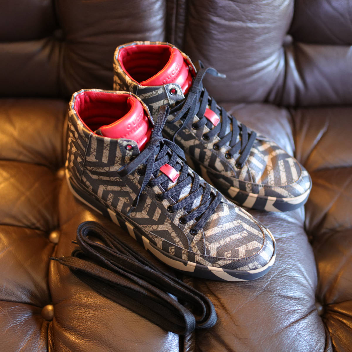 期間限定価格】GUCCI GG Caleido ハイカットスニーカー 7G 407342 