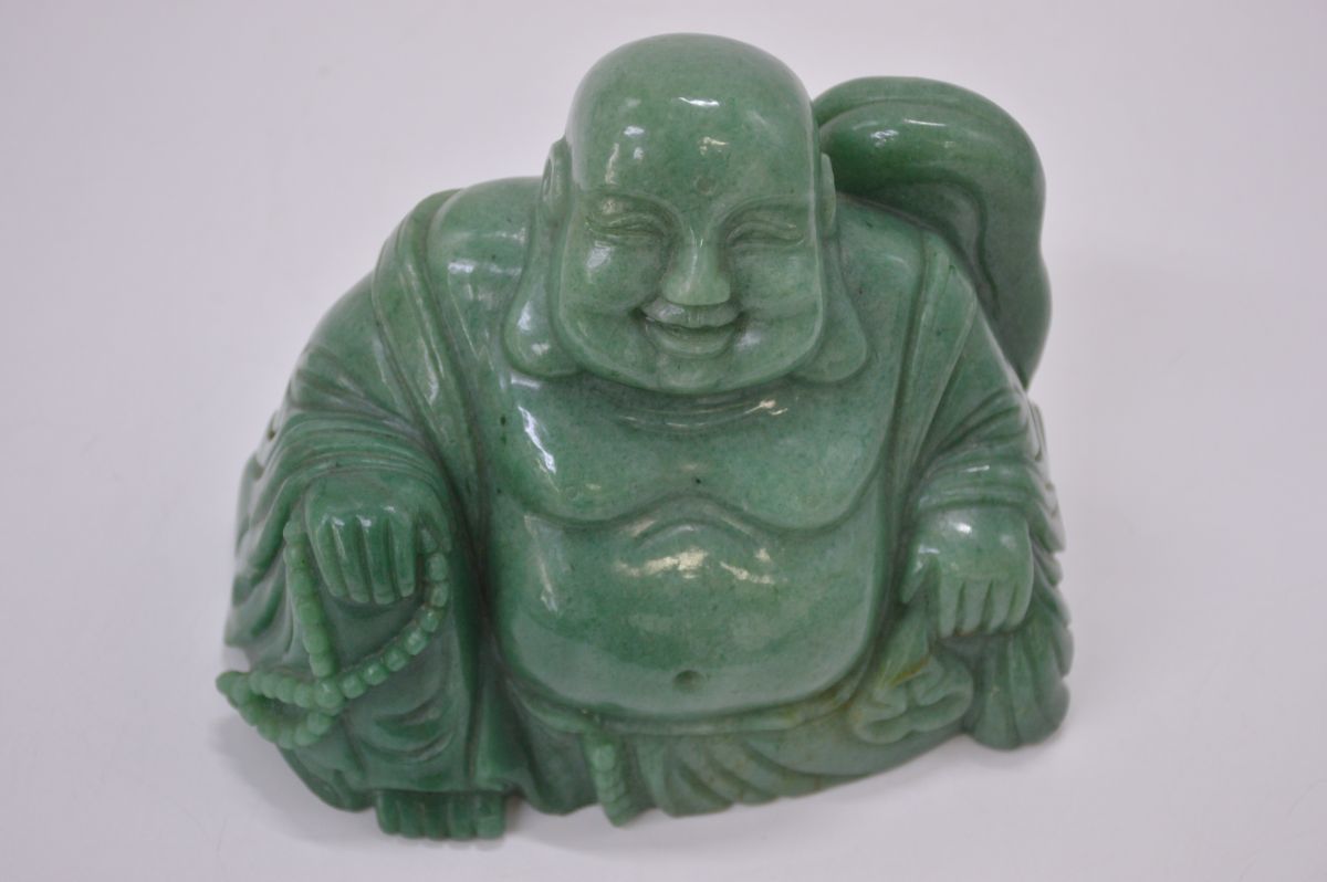 101S 0206G24) 天然石 翡翠 大黒様 置物 七福神 縁起物 彫刻 オブジェ 