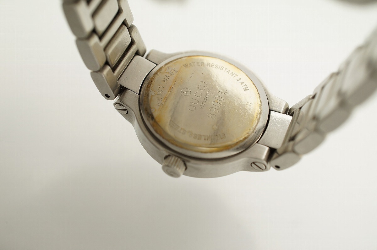 B352□作動良好 GUCCI グッチ 8900L 3気圧防水 黒文字盤 デイト
