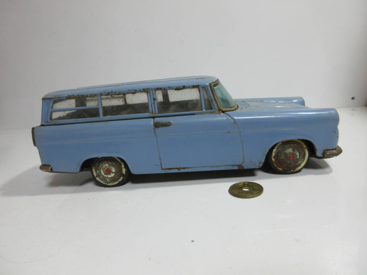 古ーい 1960年代 トヨペットコロナバン ブルー トランク開閉 Atc