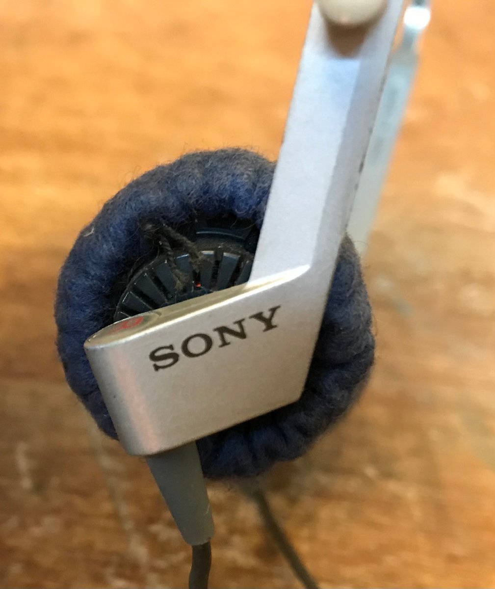 ■送料無料■ ソニー SONY ソニーウオークマン WALKMAN ヘッドホン イヤホン MDR-4L1S 有線 音楽 日本製 50g ●動作品/くGOら/CC-4835 ソニー SONY &frasl; BM メモリーオーディオ ブラック]