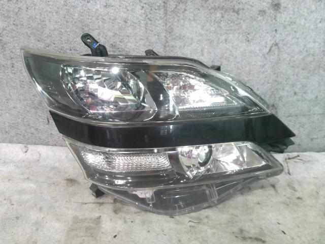 B21641△ C-HR 中期 右ライト LED KOITO 10-111 (7) ZYX10/NGX50/NGX10