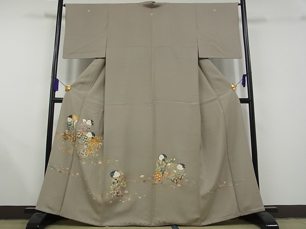 正絹 駒刺繍 金彩 草花文 平和屋着物□豪華黒留袖 逸品 豪華振袖 色留袖 着物屋こころ 雲取り風景花文 平和屋着物□豪華色留袖 平和屋着物▽豪華 暈し染め 刺繍 作家物 −