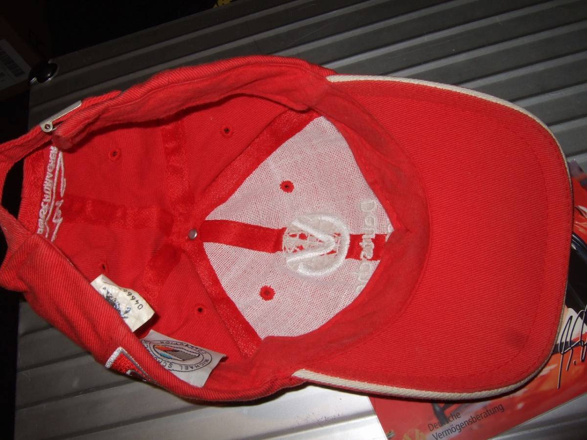 ミハエル・シューマッハ 直筆サイン入り スポンサーキャップ +カード