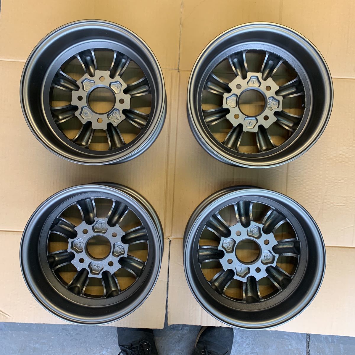 Yahoo!オークション RS ワタナベ 13インチ 7J +8 PCD114.3 4穴 2本セット