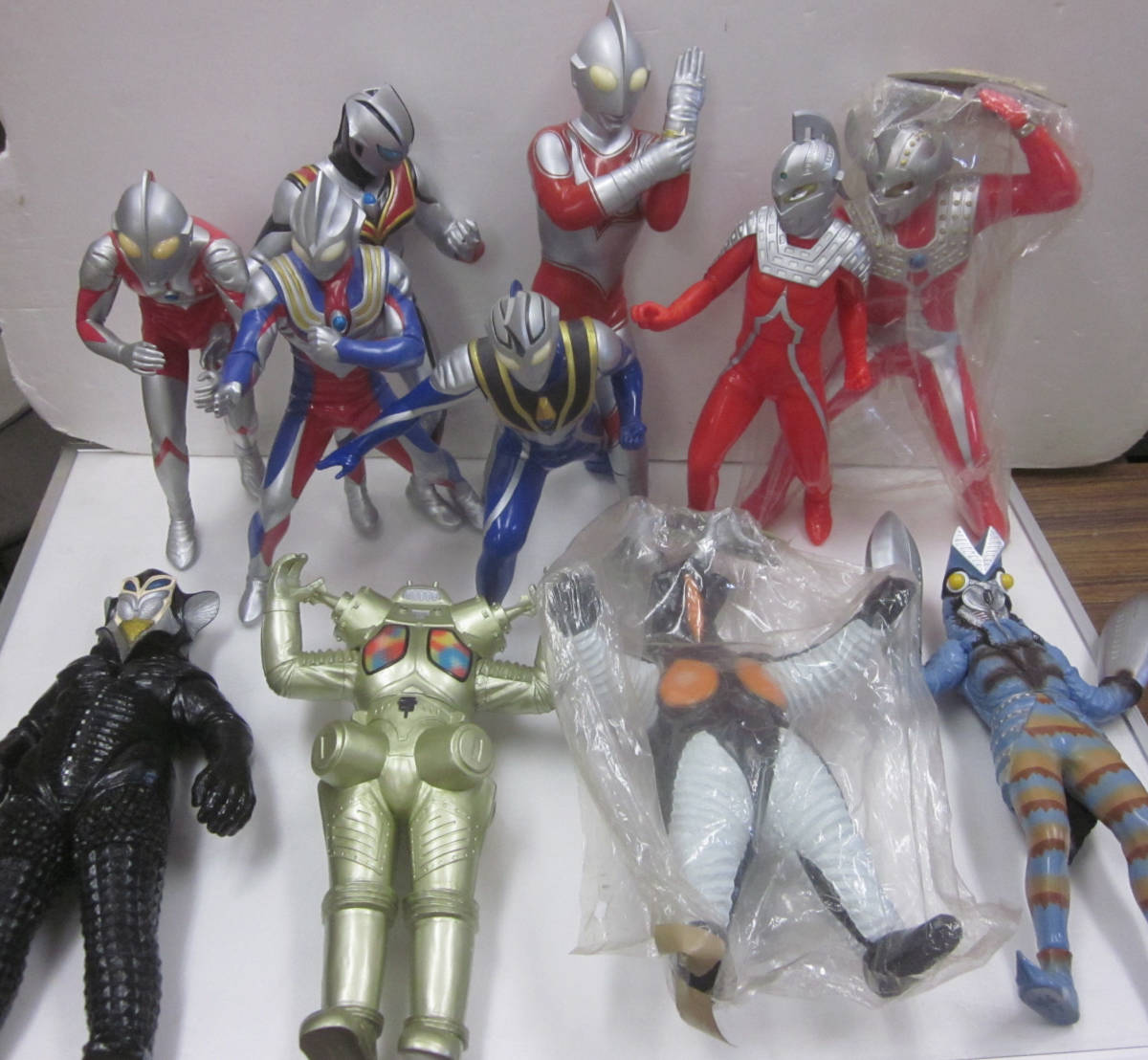 V43 ビッグサイズソフビ11体セット ウルトラマンタロウセブン新マンゼットンバルタンキングジョーメフィラス他 バンプレストプライズ 怪獣 宇宙人 売買されたオークション情報 Yahooの商品情報をアーカイブ公開 オークファン Aucfan Com V43 ビッグサイズソフビ11体セット ウルトラマンタロウセブン新マンゼットンバルタンキングジョーメフィラス他 バンプレストプライズ 怪獣 宇宙人 売買されたオークション情報 Yahooの商品情報をアーカイブ公開 オークファン Aucfan Com