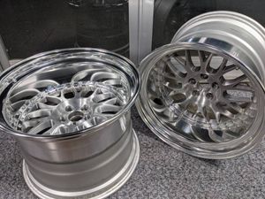 深リム 18インチのYahoo!オークション(旧ヤフオク!)の相場・価格を見る