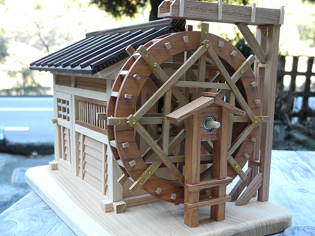 キット 木製水車 径300mm ミニ・「水車君」直径30cm 風呂用水中