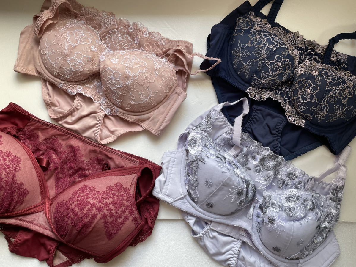 福袋 トリンプ込みサンプルブラ ショーツ4セットc75 M Lブラジャー ブラショーツセット 75 売買されたオークション情報 Yahooの商品情報をアーカイブ公開 オークファン Aucfan Com
