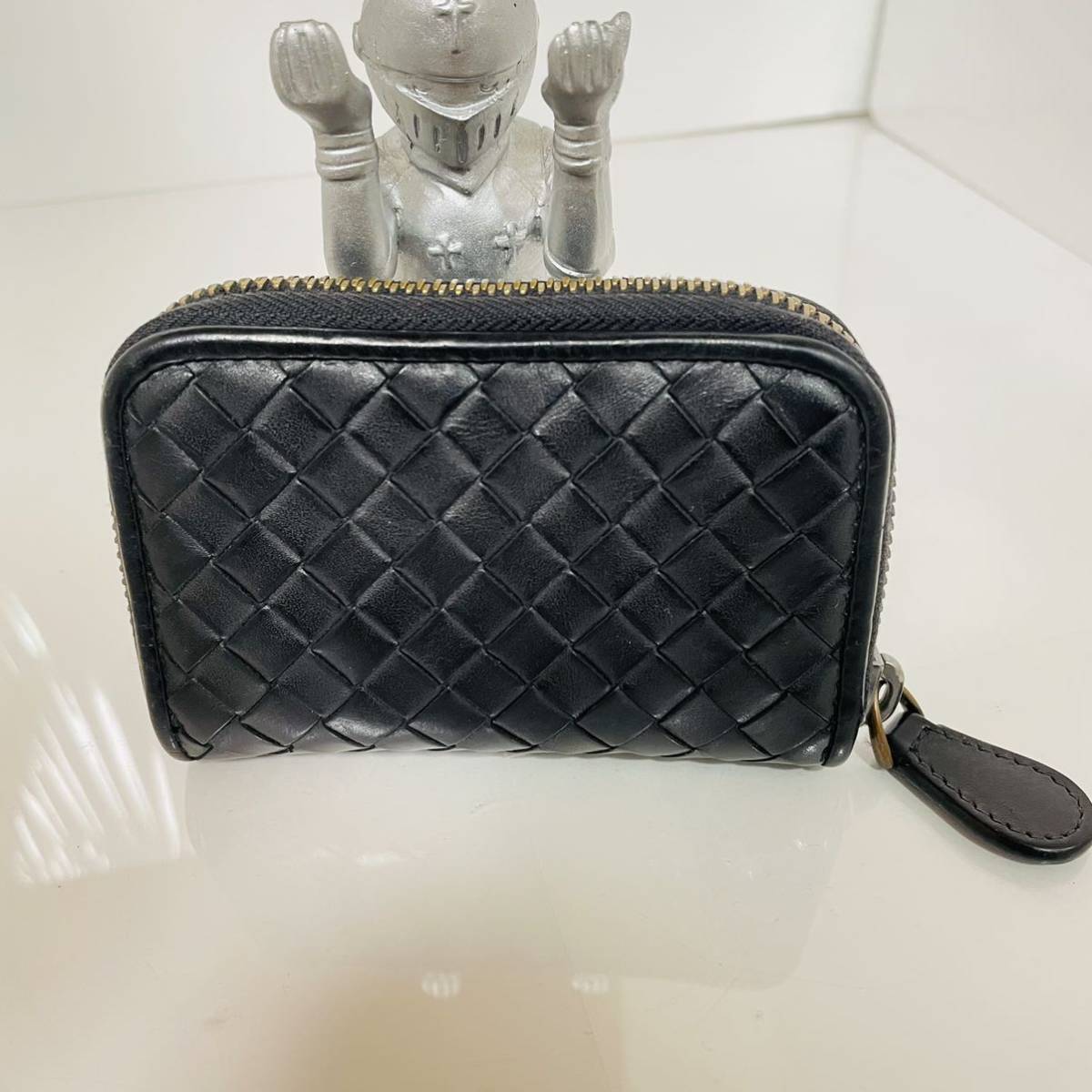BOTTEGA VENETA ボッテガヴェネタ ラウンドファスナー財布 イントレ