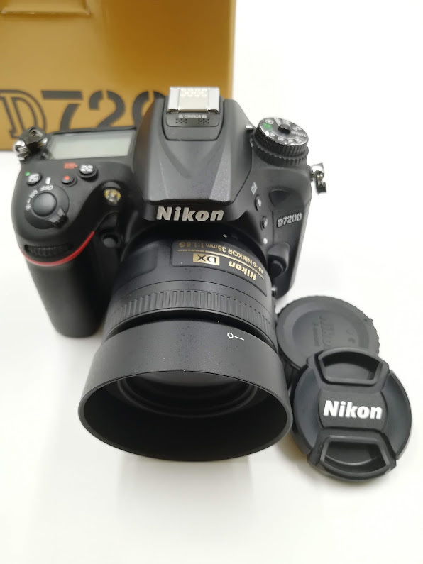 Nikon デジタル一眼レフカメラ D7200 | デジタル一眼