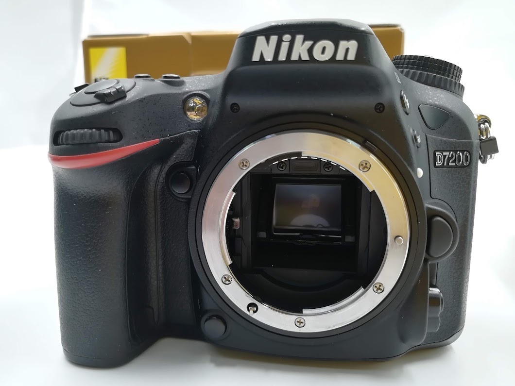 Nikon デジタル一眼レフカメラ D7200 | デジタル一眼