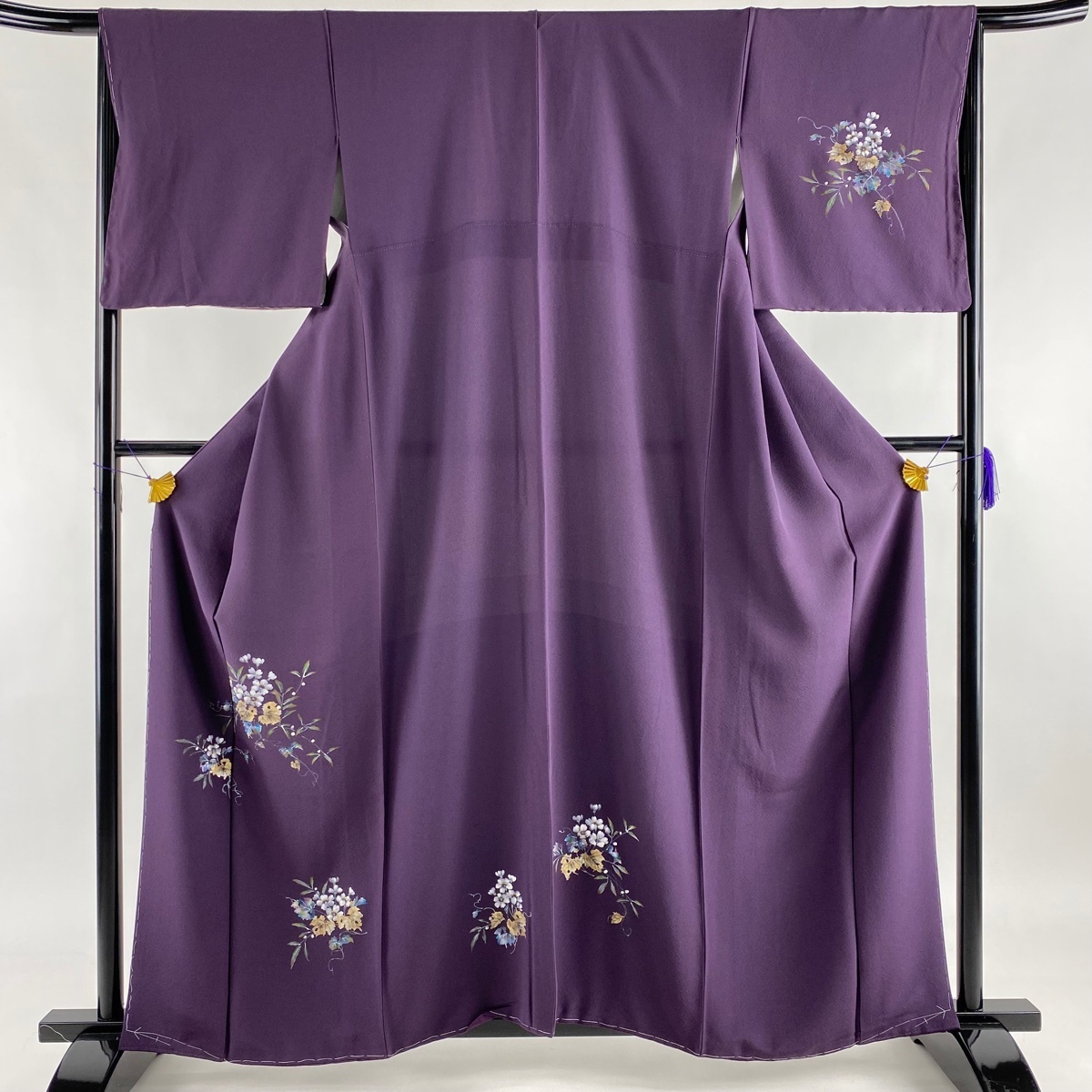 付下げ 名品 草花 金彩 ラメ 紫 袷 身丈161cm 裄丈65cm M 正絹(付下げ)｜売買されたオークション情報、yahooの商品情報をアーカイブ公開 - オークファン 付下げ