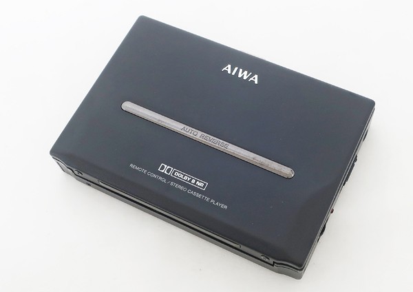  ジャンク AIWA アイワ カセットプレーヤー HS-PL55(再生専用)｜売買されたオークション情報、yahooの商品情報をアーカイブ公開 - オークファン 再生専用
