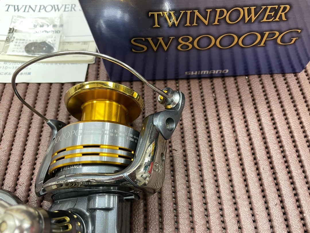 □シマノ 09 ツインパワーSW 8000PG ハンドルとノブ スタジオ 
