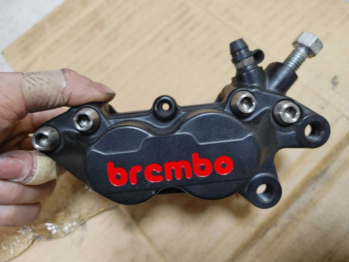 ブレンボ　brembo　幻 キャリパー　40mm