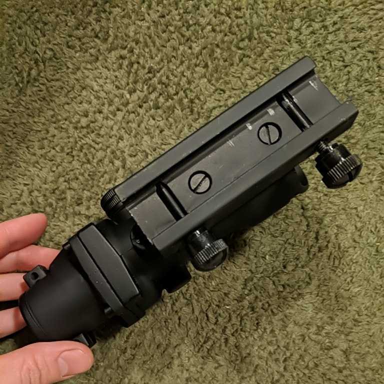 トリジコン Trijicon ACOG 米軍 リアル刻印あり 4倍 スコープ