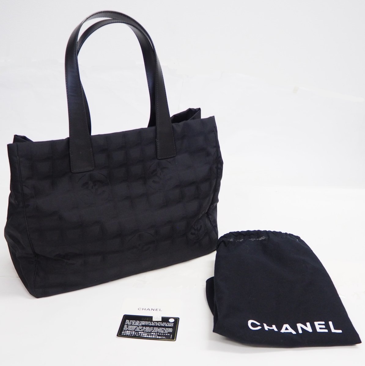 CHANEL シャネル ニュートラベルライン トート バッグ MM ブラック 