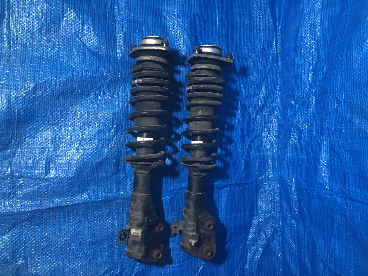 ダイハツ アトレーカスタム TA-S330G フロントショック サスペンション