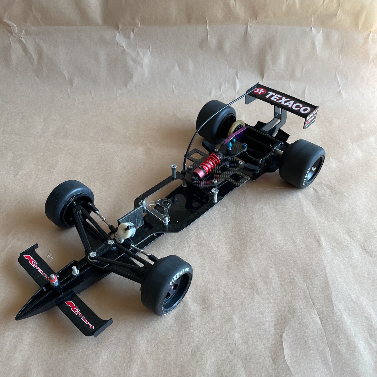 タミヤ 1/10 電動RCレーシングカー ローラ T93/00 フォード F103L
