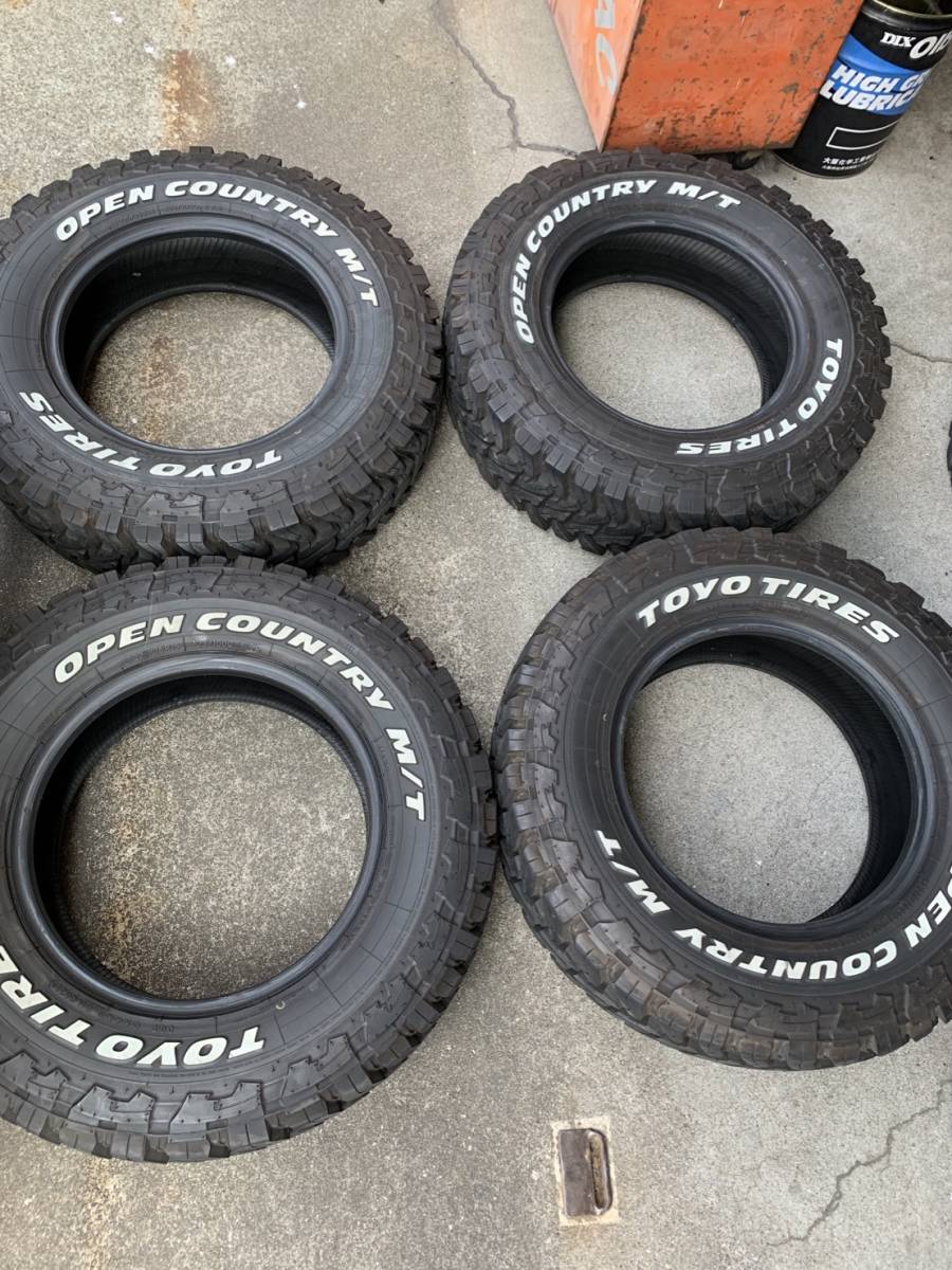 中古バリ溝TOYOオープンカントリーM/T 1本225/75R16 ジムニー ⑥バリ山!!ジムニーに、トーヨーオープンカントリーMT 225/75R16