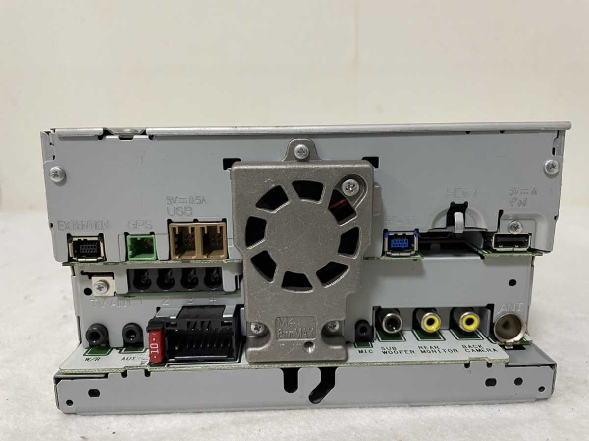 ☆中古 パイオニア carrozzeria AVIC-RZ09 メモリーナビ Pioneer