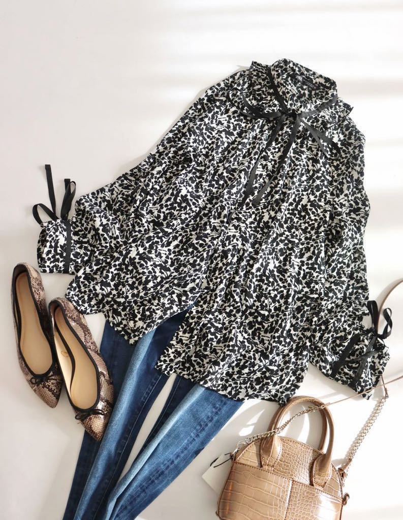 Zara ザラ 大人可愛い リボン付き 小花柄 ブラウス 襟プリーツ 黒 白 モノトーントップス シャツ 春 Sサイズ トップス 売買されたオークション情報 Yahooの商品情報をアーカイブ公開 オークファン Aucfan Com