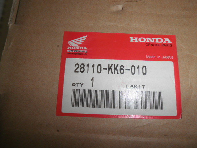 ホンダ CBX125F CBX125C スターティングドリブンギア 新品未使用 28110 