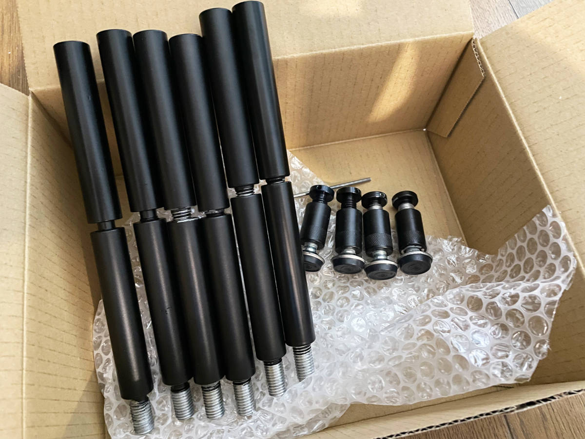 QUADRASPIRE P100/19 ブラック4本中古品 2 QUADRASPIRE - P100/19 + F19F (クアドラスパイアのポール12本・平型脚