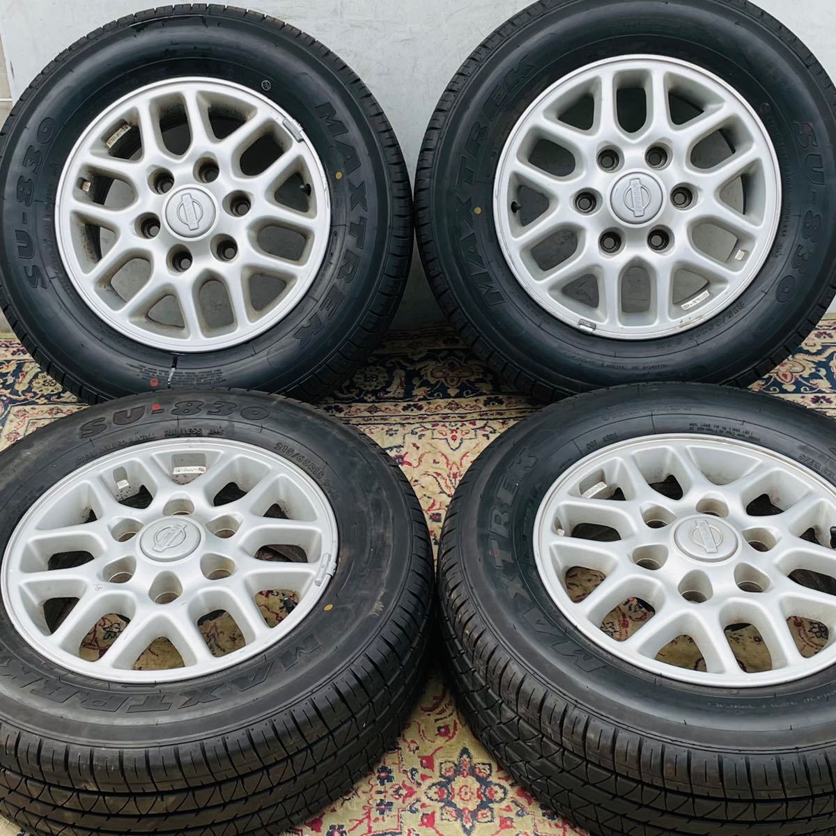 20年式超バリ溝。日産 エルグランド E50 純正 15インチ×6J+35 6穴 