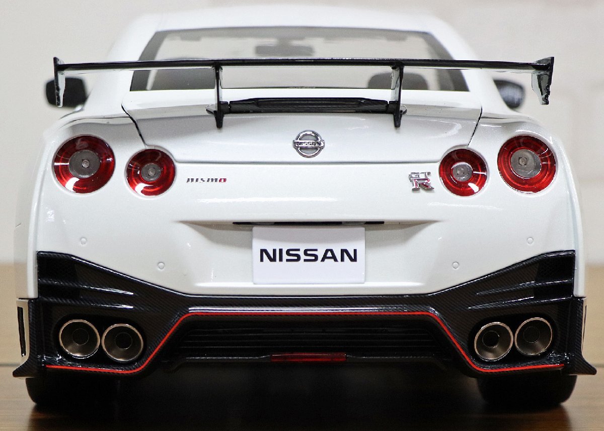 M◇ジャンク品◇ミニカー NISSAN GT-R NISMO 1/8スケール DeAGOSTINI 