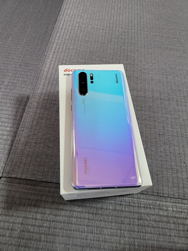 美品 Huawei P30 pro HW-02L SIMロック解除 Breathing Crystal ドコモ
