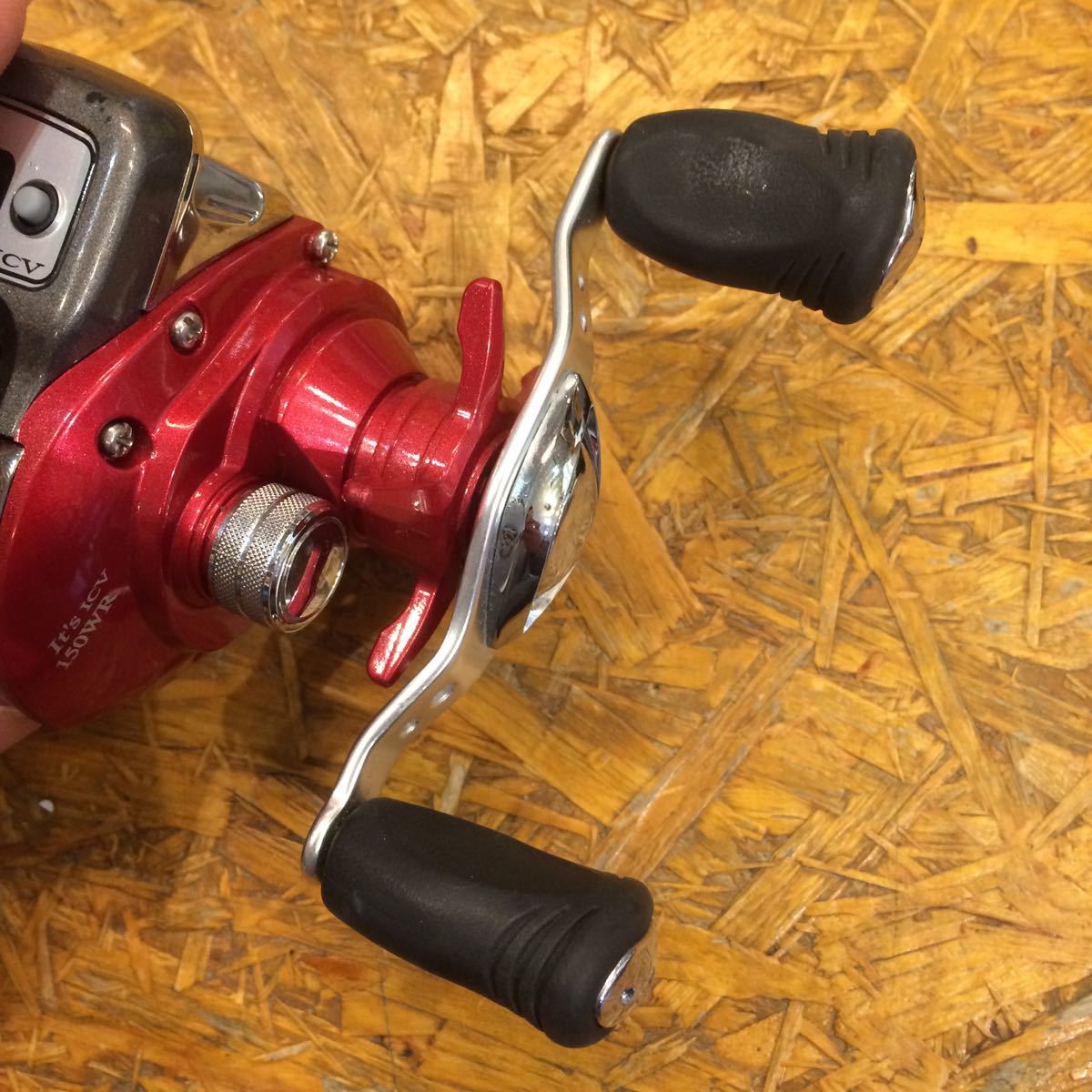 ダイワ It's ICV 150R 右ハンドル デジタルカウンター 未使用 ジャンク