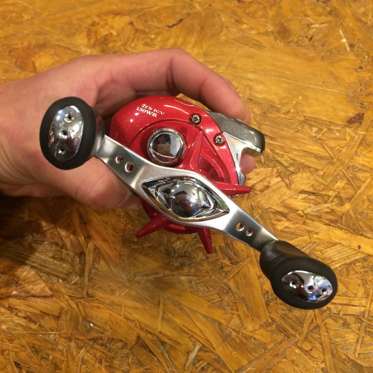 ダイワ It's ICV 150WR 右ハンドル デジタルカウンター 未使用 ダイワ