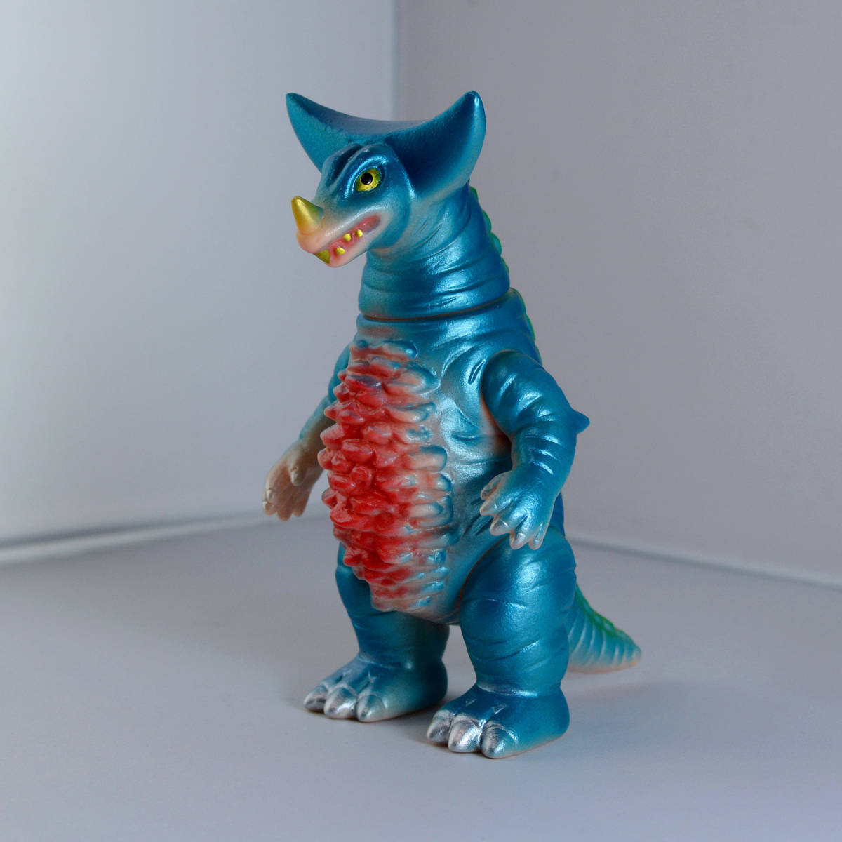 ブルマァク リトルゴモラ 青 ゴモラ 肌色成型 ウルトラマン ソフビ 