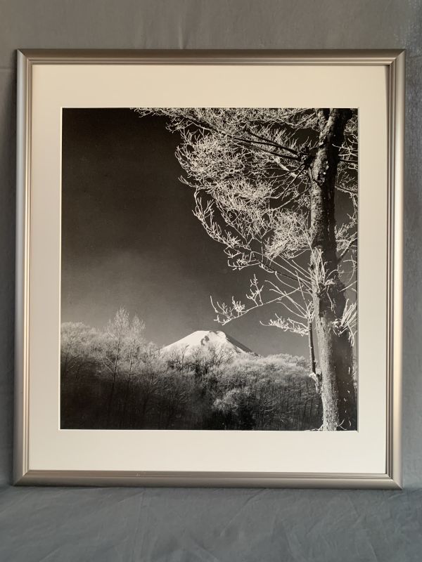 【セール，人気SALE】 額 写真印刷 冬山作品 富士山 特入選作品 白黒の部 箱書きあり K1126A(自然、風景)｜売買されたオークション情報、yahooの商品情報をアーカイブ公開 - オークファン 自然、風景