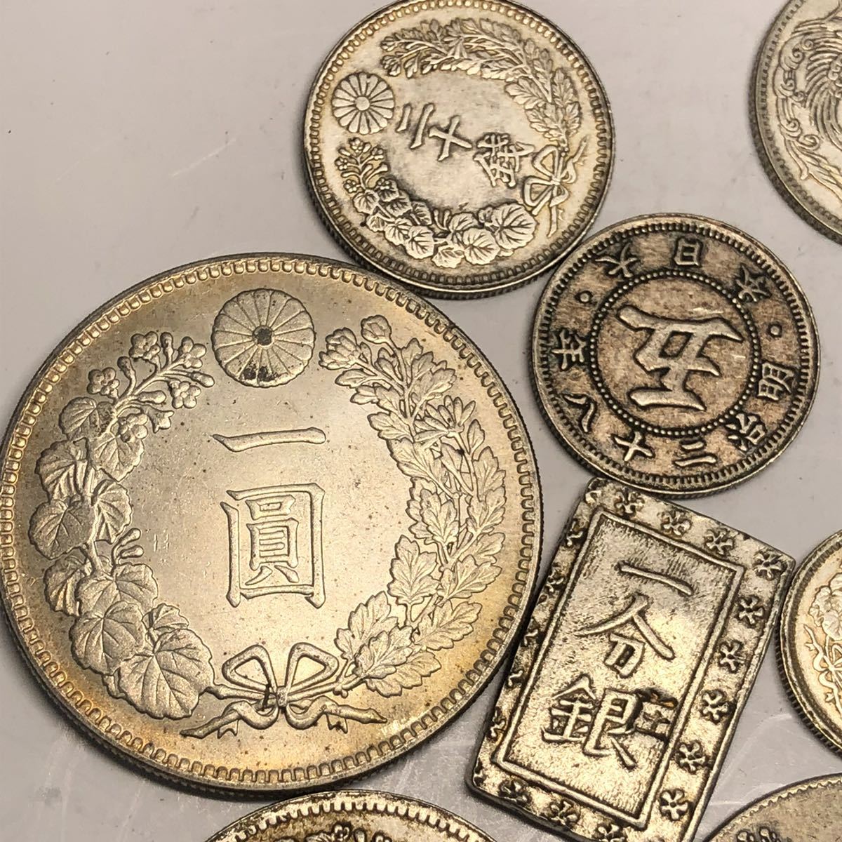 Yahoo!オークション - 「桐1銭銅貨」貨幣の落札相場・落札価格 【必見 