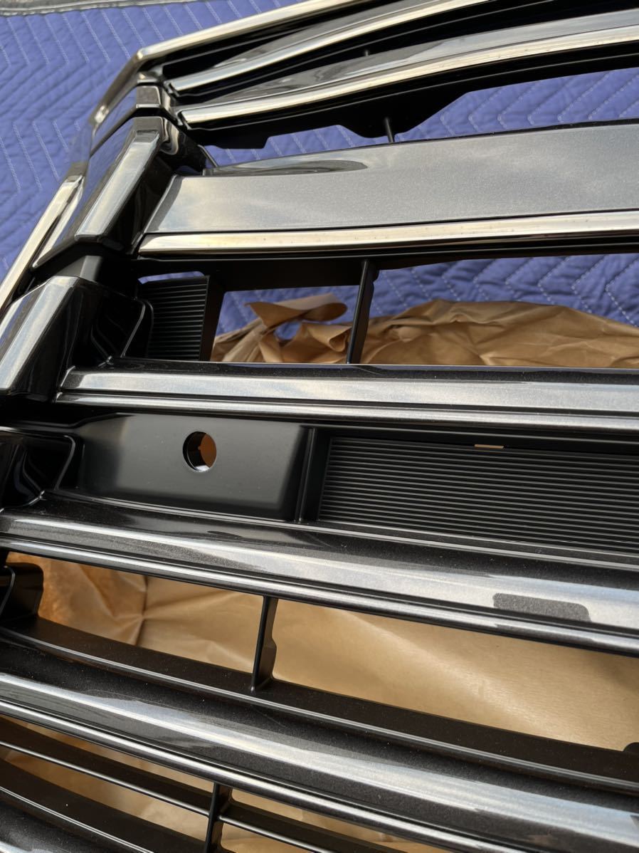 LEXUS レクサス LX570 フロントグリル 新車外し 特別仕様 Black