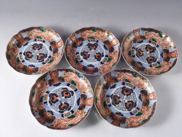 低価，HOT 匠 古伊万里 金彩色絵 鳳凰 花草文 輪花 皿 5客 19.5cm 江戸期 34kw598(柿右衛門様式)｜売買されたオークション情報、yahooの商品情報をアーカイブ公開 - オークファン 伊万里、有田
