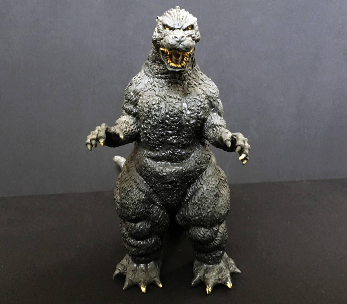 ジャンク品 電動フィギュア ゴジラ ガメラ 中古2体セット 〈電動歩行 